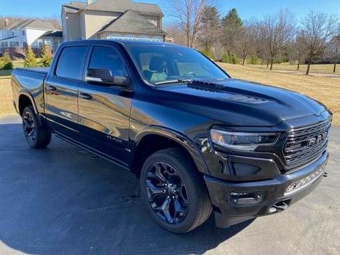 Used 2021 RAM 1500 Limited w/ Night Edition image 19