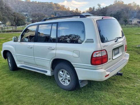 Used 2000 Lexus LX 470 4WD image 6