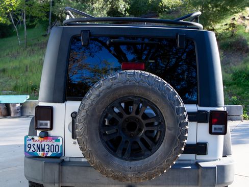 Used 2008 Jeep Wrangler Unlimited X image 13