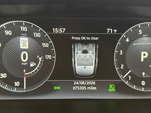 Used 2017 Land Rover Range Rover Long Wheelbase Supercharged AWD/4WD image 9