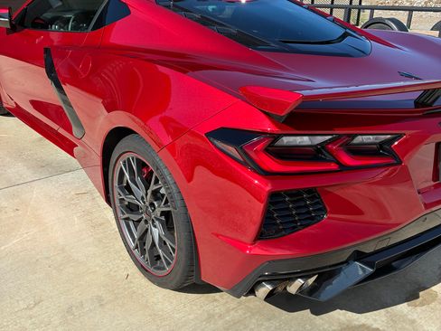 Used 2025 Chevrolet Corvette Stingray Premium Cpe w/ Z51 Performance Package RWD image 5