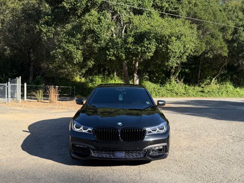 Used 2016 BMW 750i xDrive AWD/4WD image 6