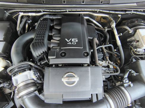 Used 2019 Nissan Frontier SV RWD image 14