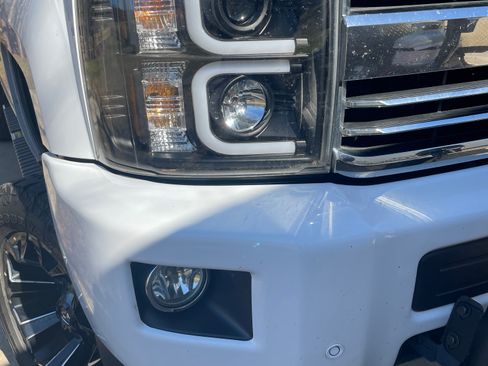 Used 2015 Chevrolet Silverado 2500 High Country w/ Duramax Plus Package image 17