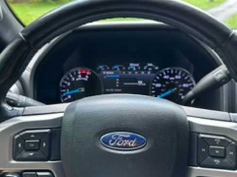 Used 2021 Ford F250 Platinum AWD/4WD image 4