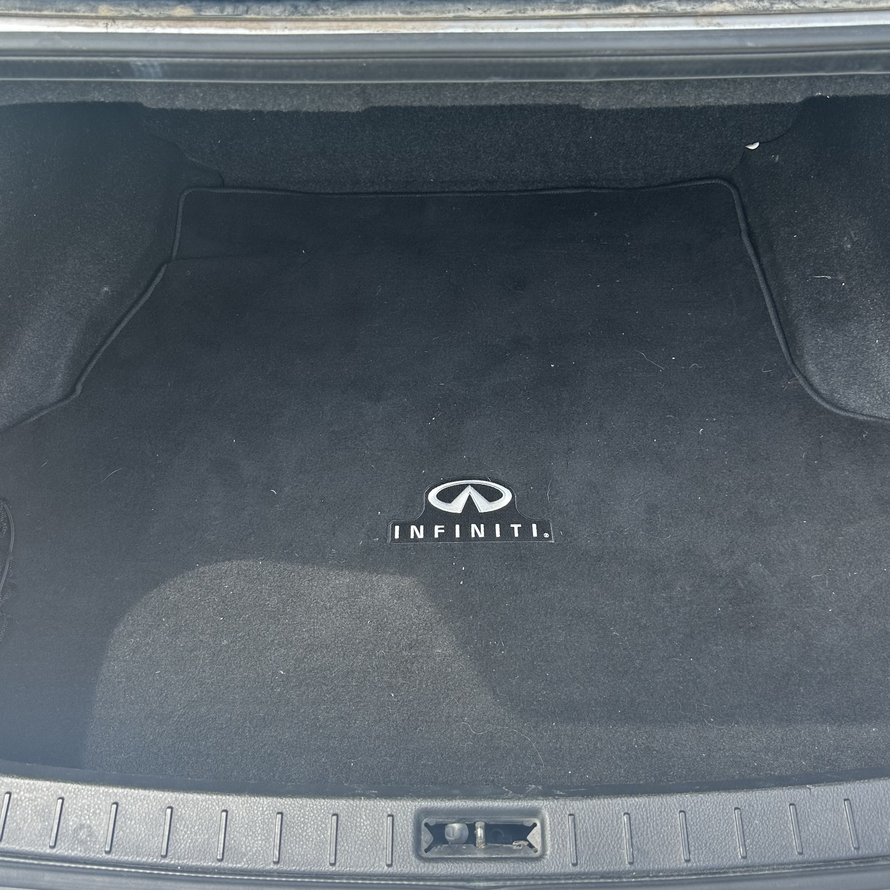 Used 2013 INFINITI G37 x Sedan w/ Premium Pkg AWD/4WD image 13