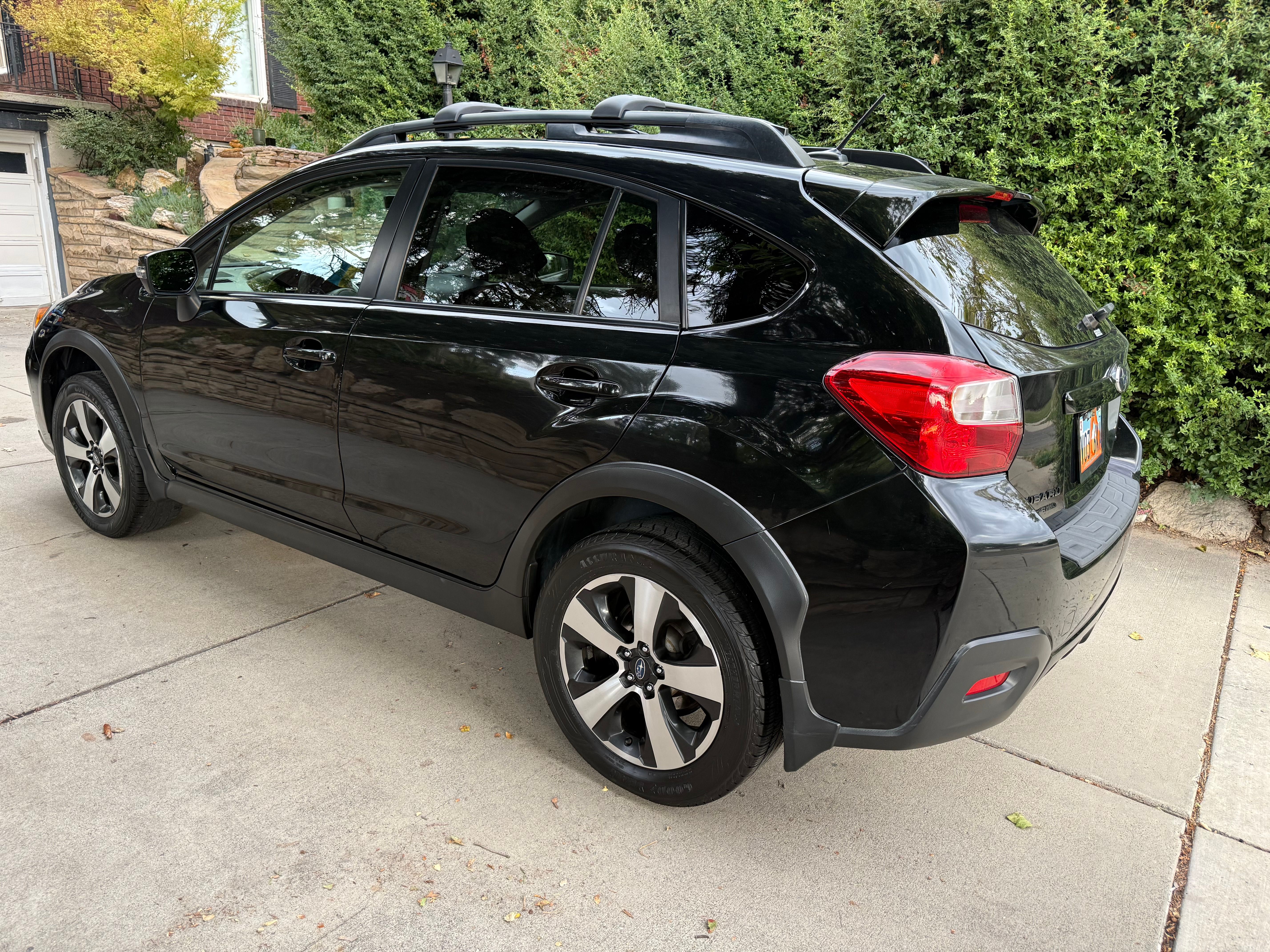 Used 2017 Subaru Crosstrek 2.0i Premium w/ Special Edition AWD/4WD image 8
