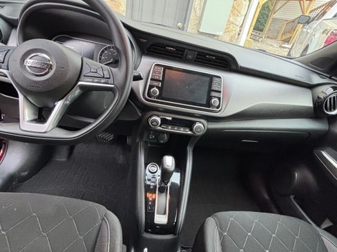 Used 2019 Nissan Kicks SV w/ Exterior Electronics Package image 13