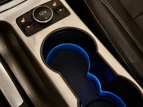 Used 2013 Ford C-MAX Energi SEL image 16