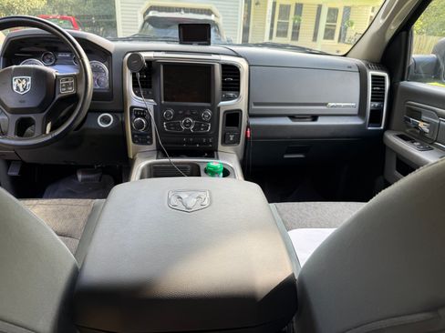 Used 2017 RAM 1500 Big Horn AWD/4WD image 8