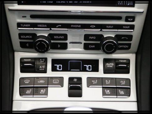 Used 2015 Porsche 911 4 Coupe image 12