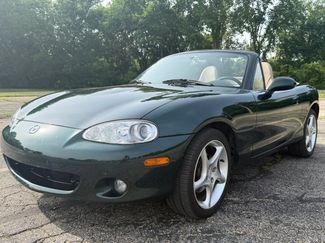 Used 2003 MAZDA MX-5 Miata LS RWD video 1