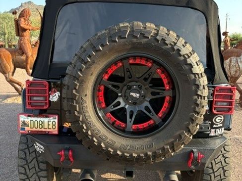 Used 2015 Jeep Wrangler Unlimited Sport w/ Quick Order Package 24S AWD/4WD image 4
