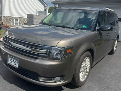 Used 2013 Ford Flex SEL FWD image 5