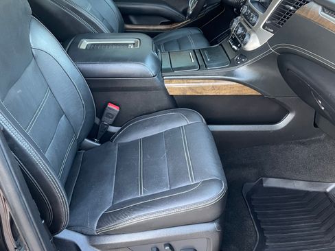 Used 2018 GMC Yukon XL Denali w/ Open Road Package image 21