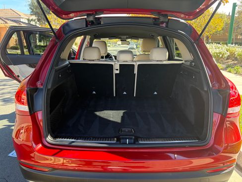 Used 2017 Mercedes-Benz GLC 300 image 6