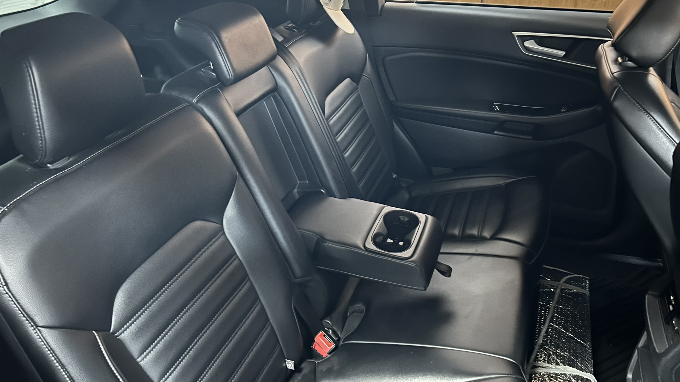 Used 2020 Ford Edge SEL AWD/4WD image 12