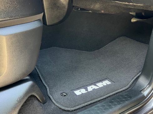 Used 2018 RAM 2500 Lone Star w/ Sport Appearance Group AWD/4WD image 28