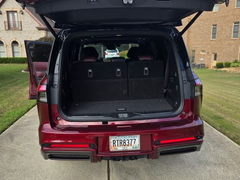 Used 2025 INFINITI QX80 Autograph image 11