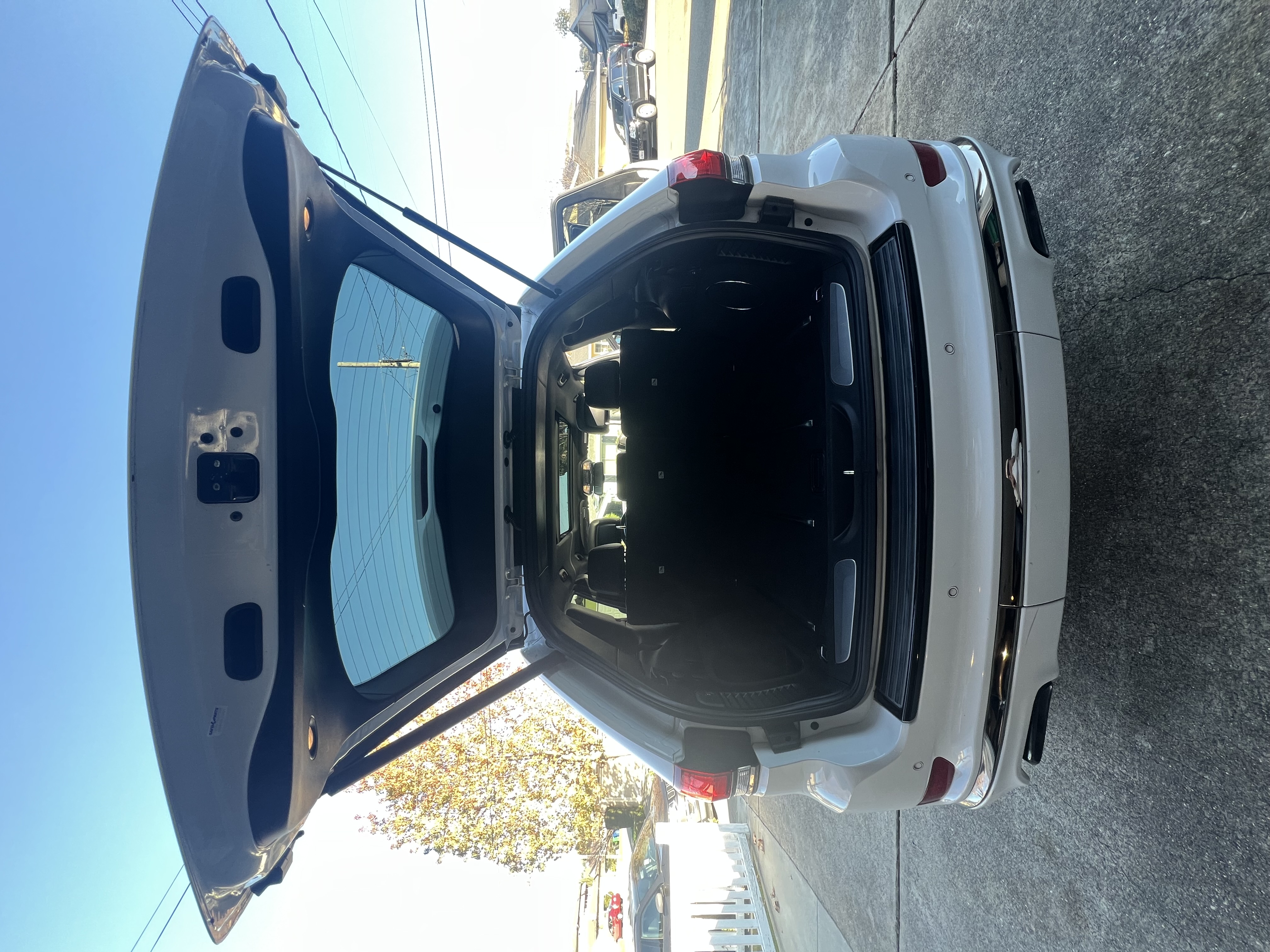 Used 2015 Jeep Grand Cherokee High Altitude AWD/4WD image 14