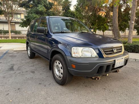 Used 1999 Honda CR-V LX image 1