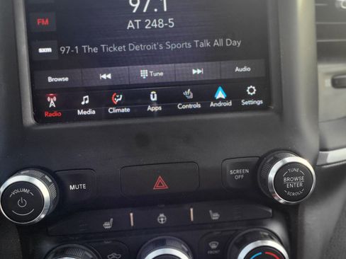 Used 2021 RAM 1500 Big Horn image 14