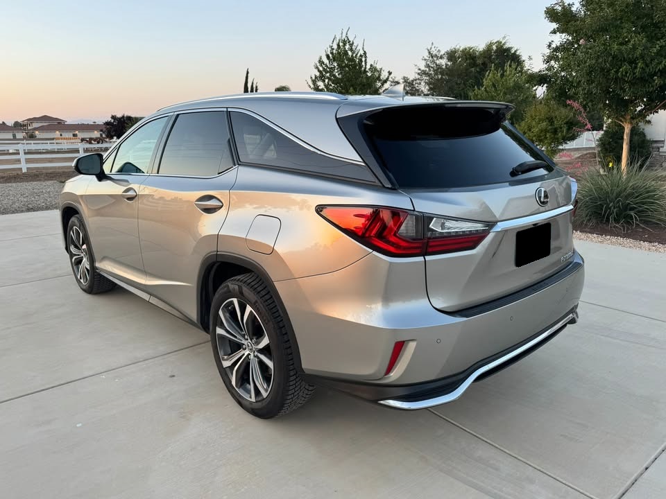 Used 2021 Lexus RX 350L Premium w/ Premium Package AWD/4WD image 6