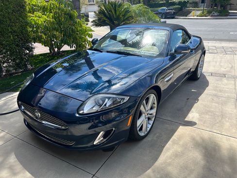 Used 2013 Jaguar XK Convertible image 1