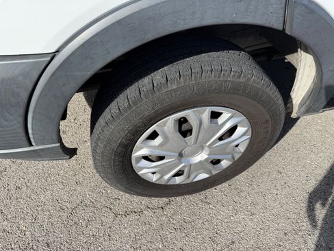 Used 2015 Ford Transit 250 130 Low Roof w/ Exterior Upgrade Package image 14