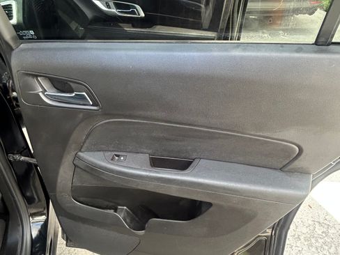 Used 2016 GMC Terrain SLE image 16