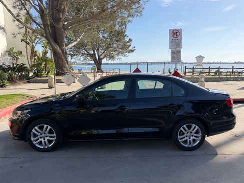 Used 2015 Volkswagen Jetta S w/ Welcome Package image 6