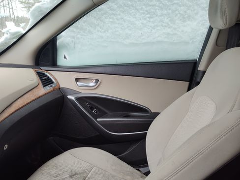 Used 2014 Hyundai Santa Fe Sport w/ Popular Equipment Package 02 image 2