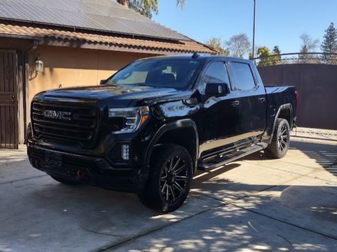 Used 2019 GMC Sierra 1500 AT4 image 2