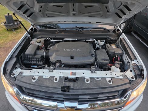 Used 2019 Chevrolet Colorado W/T w/ WT Convenience Package image 15