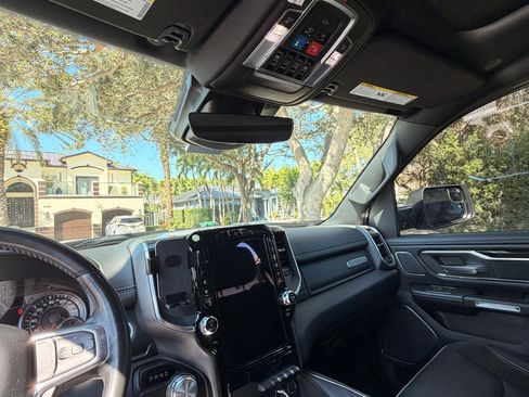 Used 2021 RAM 1500 Laramie image 10