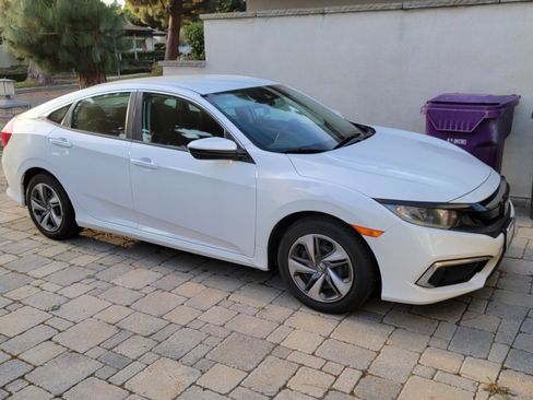Used 2019 Honda Civic LX image 1