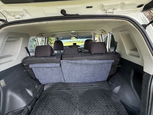 Used 2011 Scion xB FWD image 12