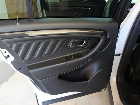 Used 2015 Ford Taurus SHO w/ Equipment Group 401A image 15