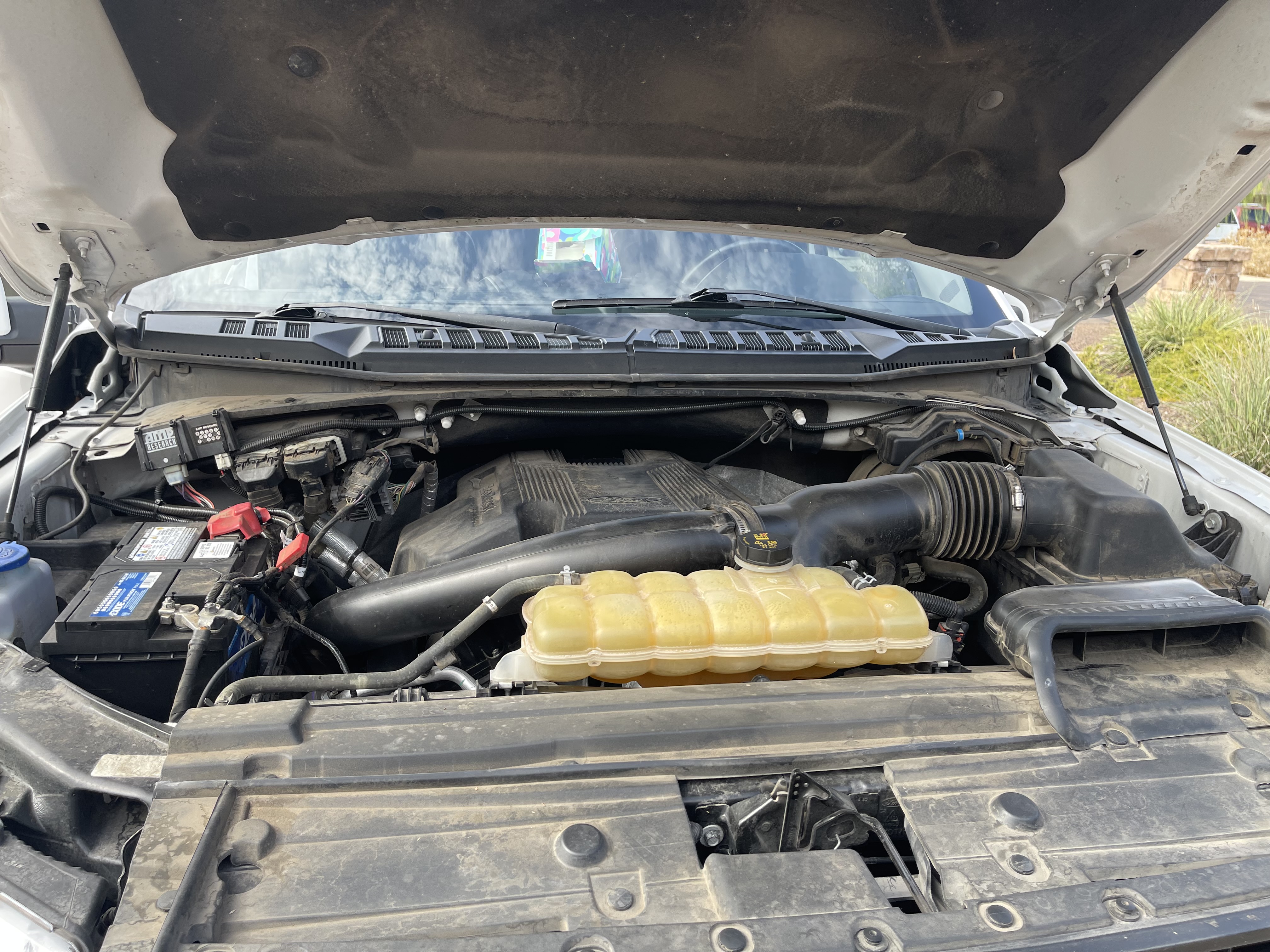 Used 2019 Ford F150 Lariat w/ Trailer Tow Package AWD/4WD image 4