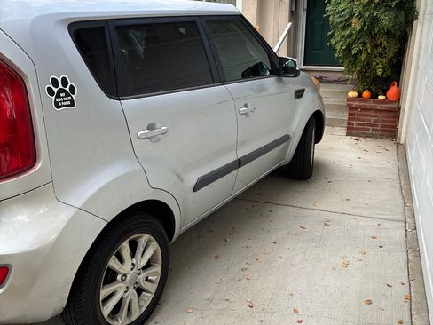 Used 2012 Kia Soul + image 4