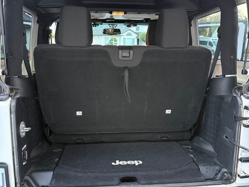 Used 2017 Jeep Wrangler Sport image 25