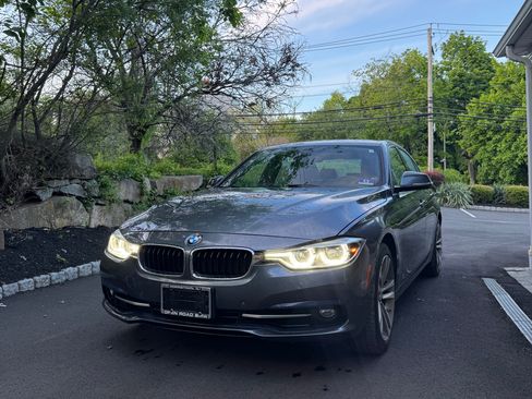 Used 2017 BMW 330i xDrive Sedan AWD/4WD image 1