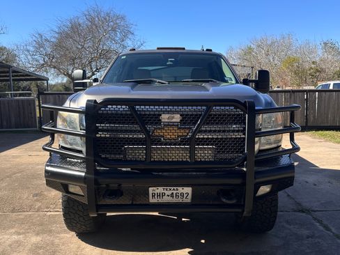 Used 2013 Chevrolet Silverado 3500 LT w/ Interior Plus Package image 10