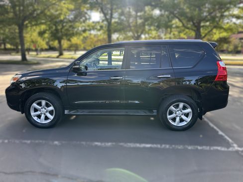 Used 2010 Lexus GX 460 w/ Comfort Plus Pkg AWD/4WD image 4