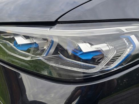 Used 2021 BMW X7 M50i AWD/4WD image 5