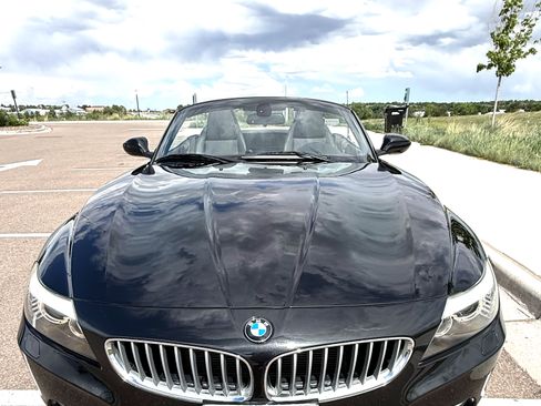 Used 2011 BMW Z4 sDrive35i RWD image 4