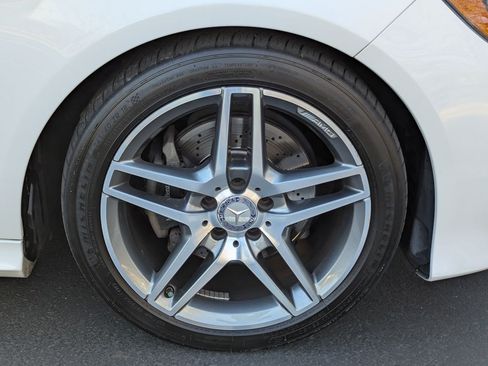 Used 2015 Mercedes-Benz E 350 4MATIC Wagon image 17