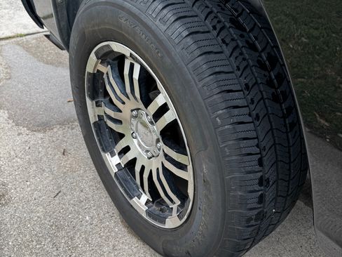 Used 2011 RAM 1500 ST RWD image 9