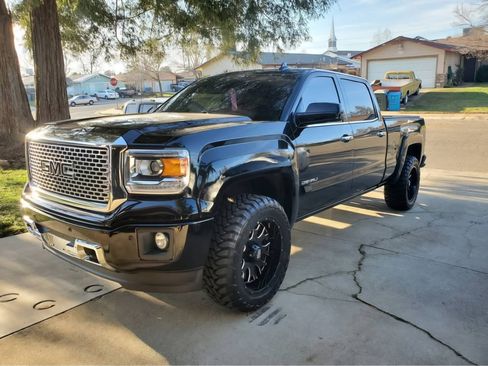 Used 2015 GMC Sierra 1500 Denali w/ Driver Alert Package image 1