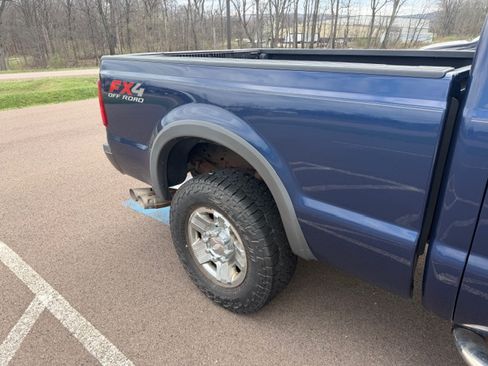 Used 2008 Ford F250 FX4 image 4